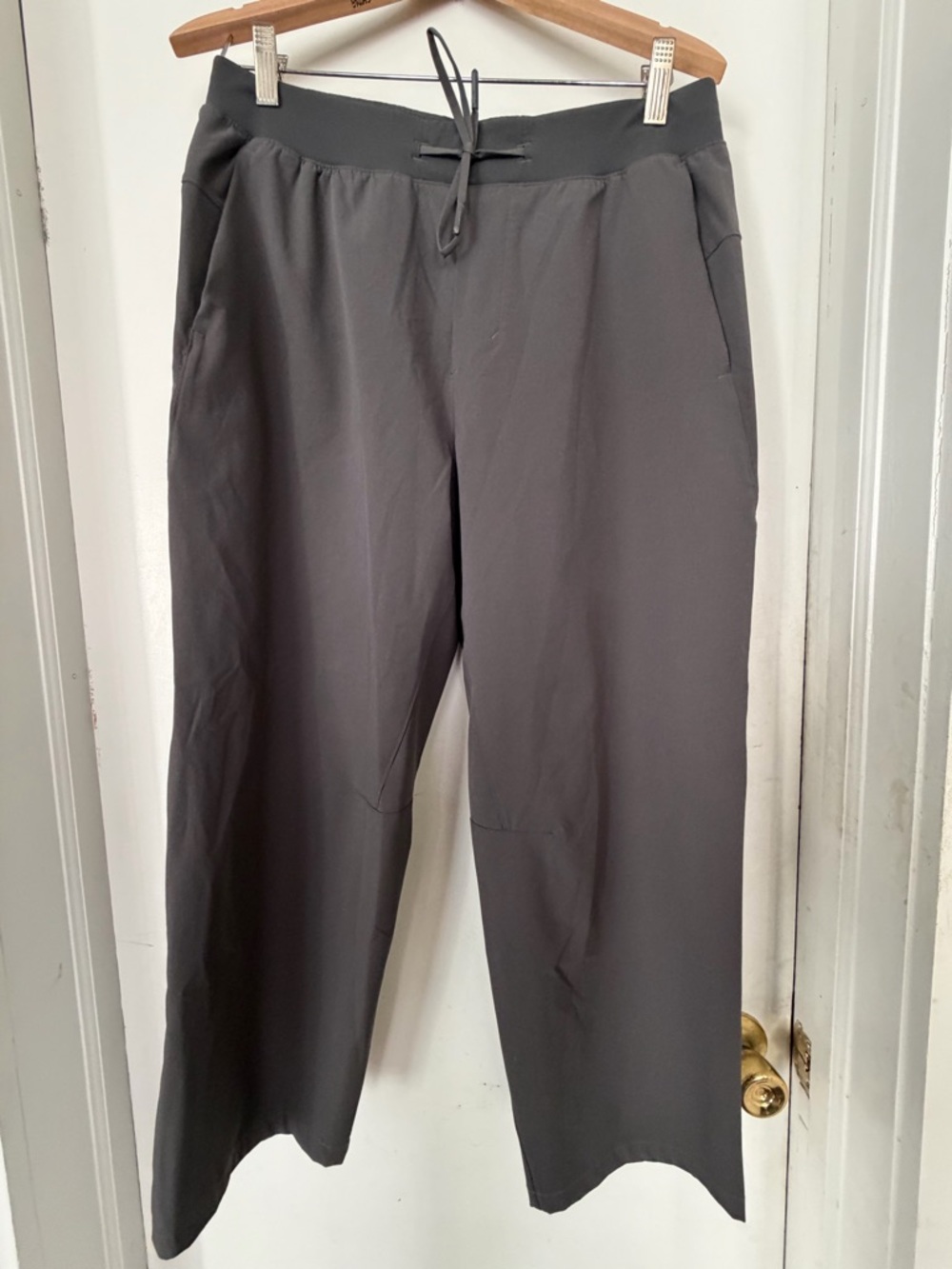 lululemon athletica Men's Dark Gray Joggers with Drawstring